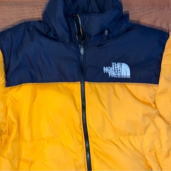 The North Face Orange and Black Puffer Jacket - Picture 5 of 11